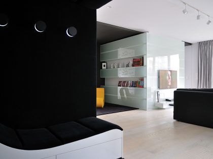 A Stylish and Futuristic Modern Apartment with Multicolor Interiors in Gdynia, Poland by MSWW (6)