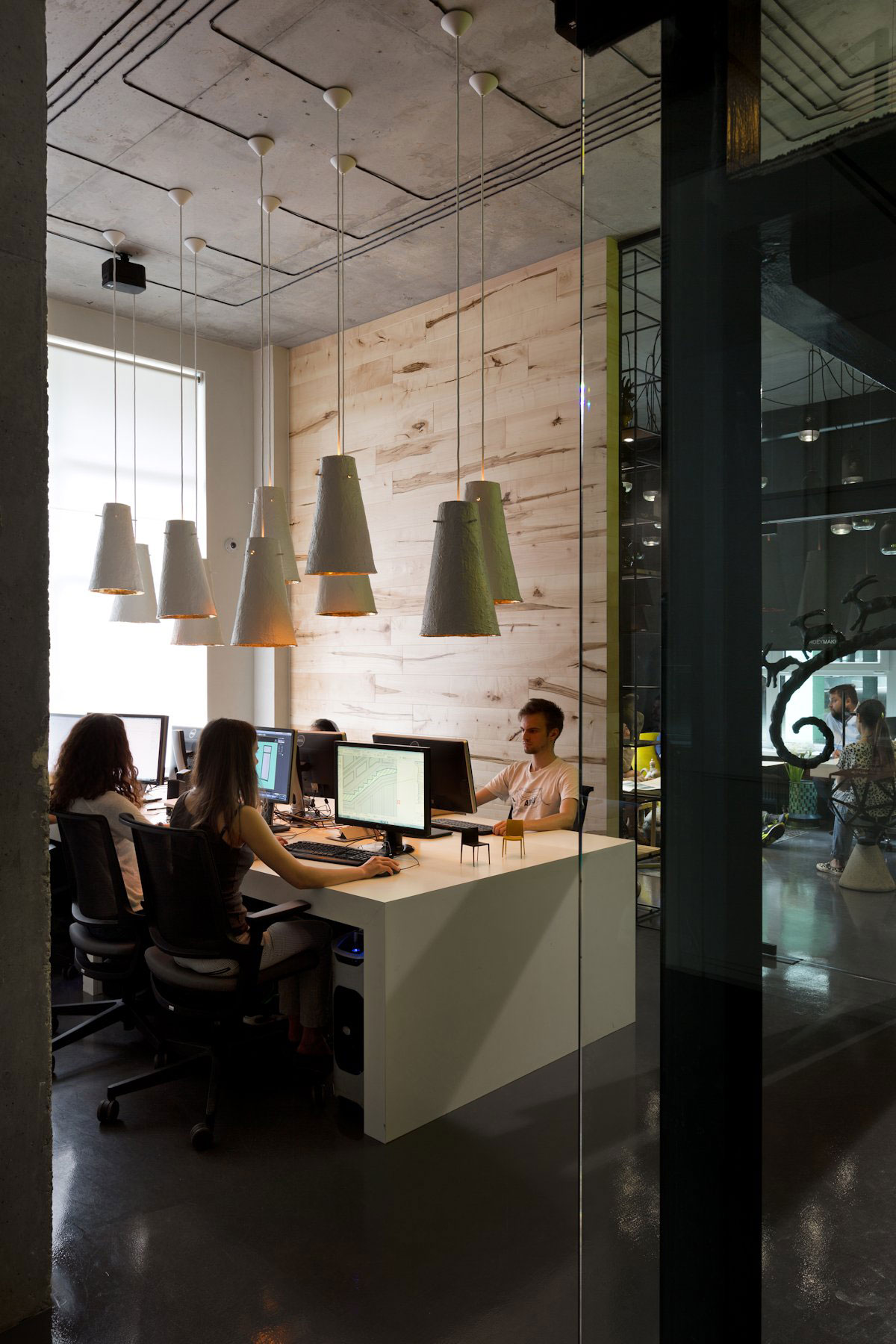 A Stylish and Laconic Concrete Interiors for Contemporary Office and Showroom in Kiev, Ukraine by Sergey Makhno (13)