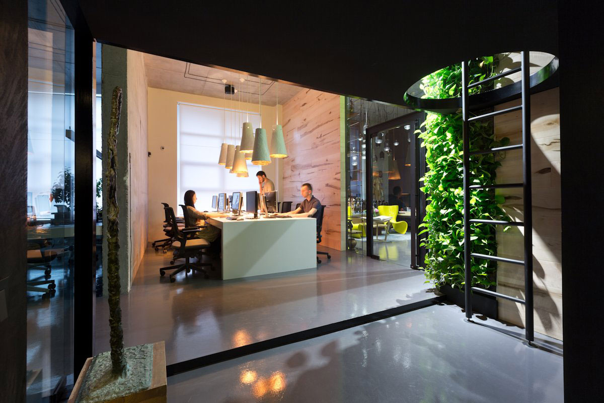 A Stylish and Laconic Concrete Interiors for Contemporary Office and Showroom in Kiev, Ukraine by Sergey Makhno (15)