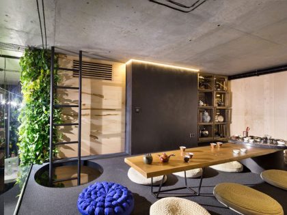 A Stylish and Laconic Concrete Interiors for Contemporary Office and Showroom in Kiev, Ukraine by Sergey Makhno (18)