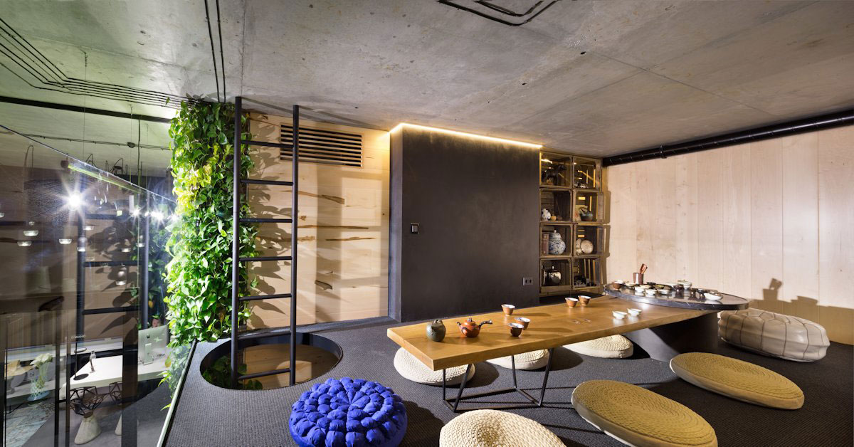 A Stylish and Laconic Concrete Interiors for Contemporary Office and Showroom in Kiev, Ukraine by Sergey Makhno (18)