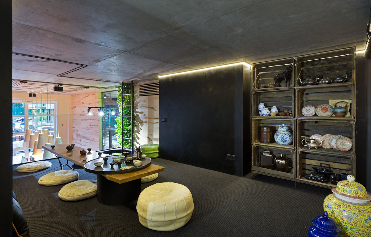 A Stylish and Laconic Concrete Interiors for Contemporary Office and Showroom in Kiev, Ukraine by Sergey Makhno (20)