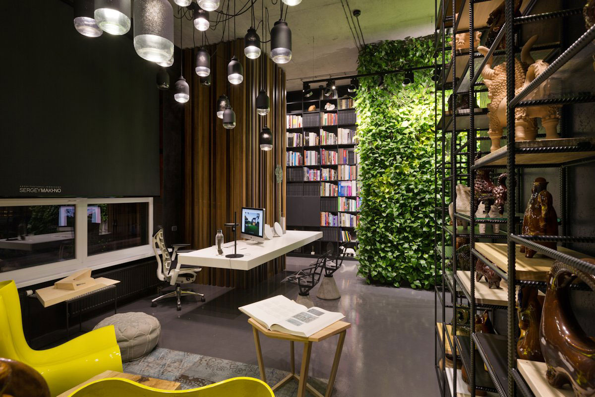 A Stylish and Laconic Concrete Interiors for Contemporary Office and Showroom in Kiev, Ukraine by Sergey Makhno (27)