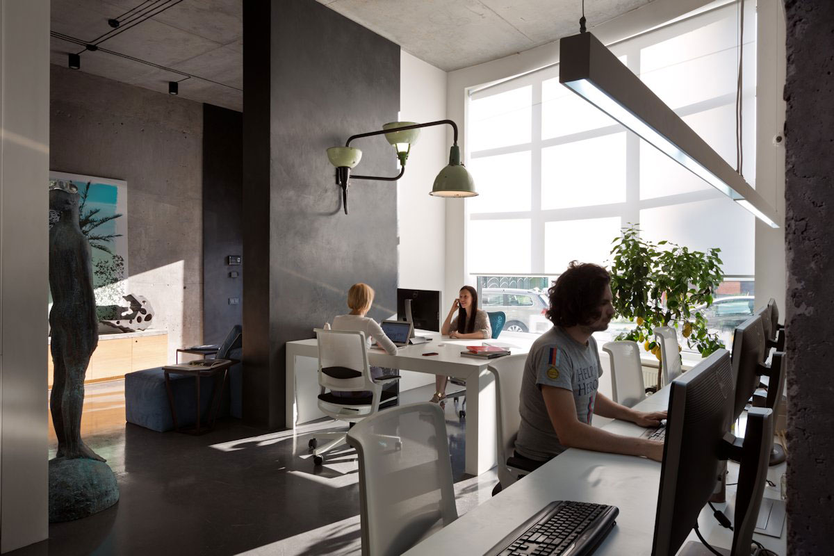 A Stylish and Laconic Concrete Interiors for Contemporary Office and Showroom in Kiev, Ukraine by Sergey Makhno (7)