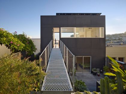 A Stylish and Playful Modern Penthouse in San Francisco by Mork Ulnes Architects (5)