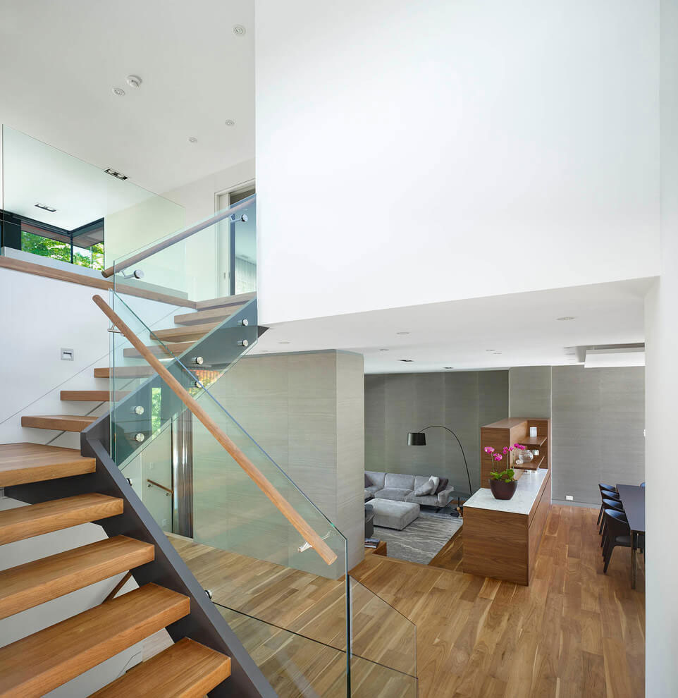 A Stylish and Spacious Home with Nice Garden and Terrace in Don Mills by Jillian Aimis (11)
