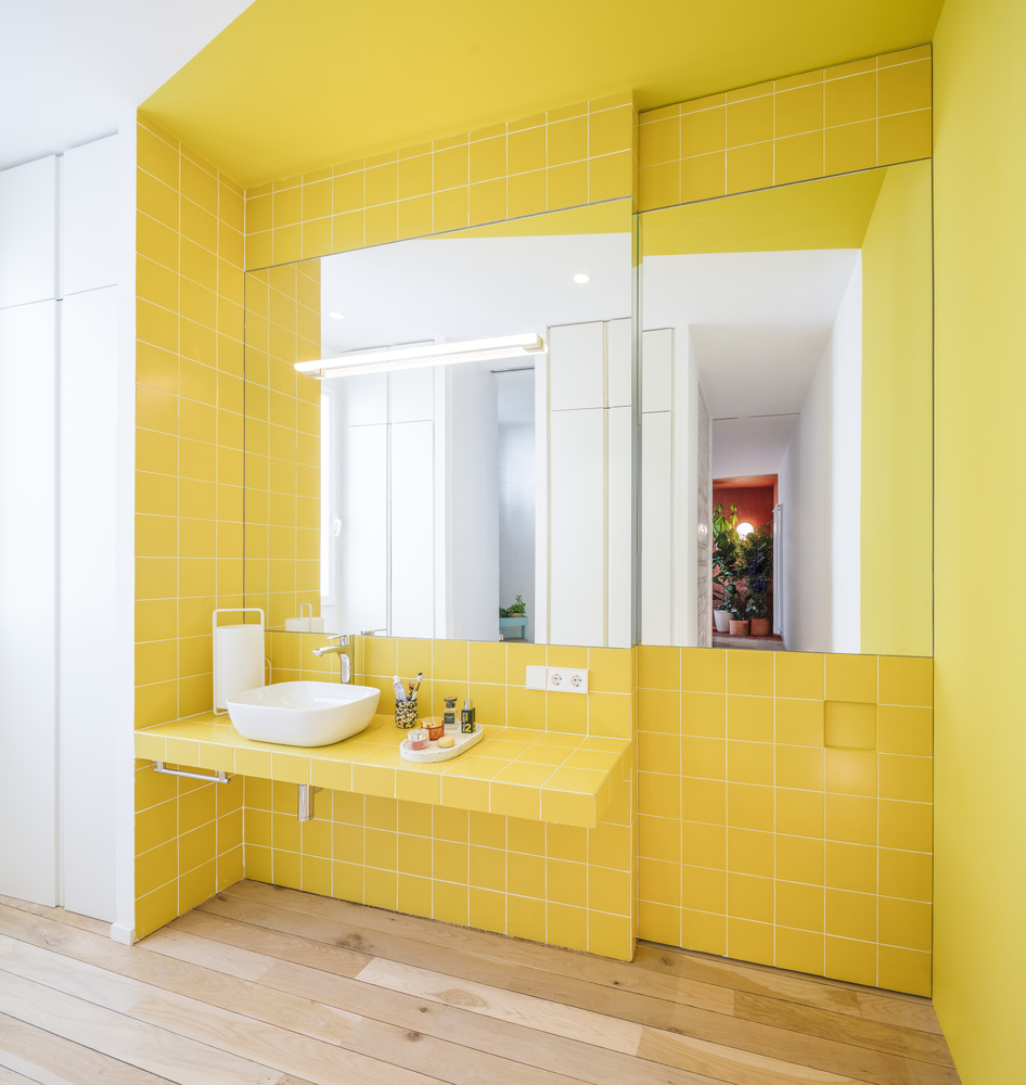A Unique Modern Home with Whimsical and Multicolor Decor in Madrid by gon architects + Ana Torres (17)