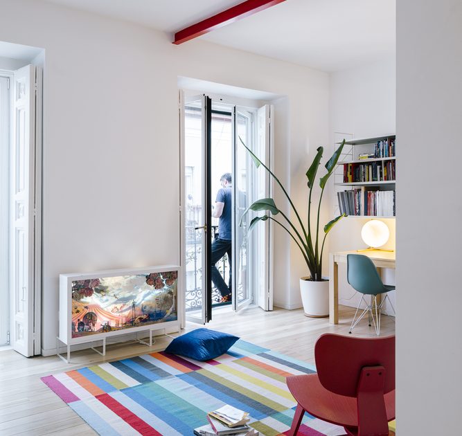 A Unique Modern Home with Whimsical and Multicolor Decor in Madrid by gon architects + Ana Torres (3)