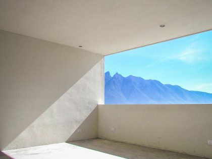 A Unique and Beautiful Home with Stunning Views Over the City in Monterrey, Mexico by P+0 Arquitectura (13)