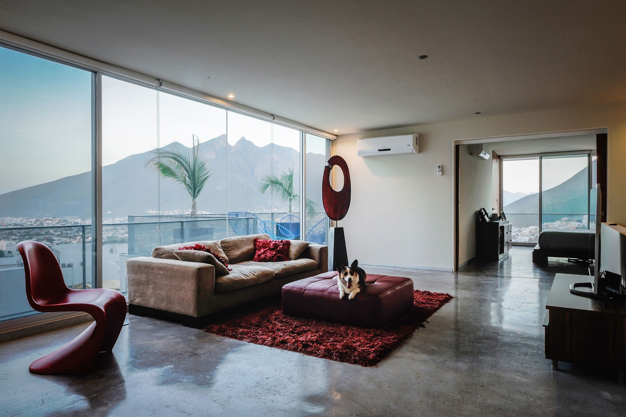 A Unique and Beautiful Home with Stunning Views Over the City in Monterrey, Mexico by P+0 Arquitectura (14)
