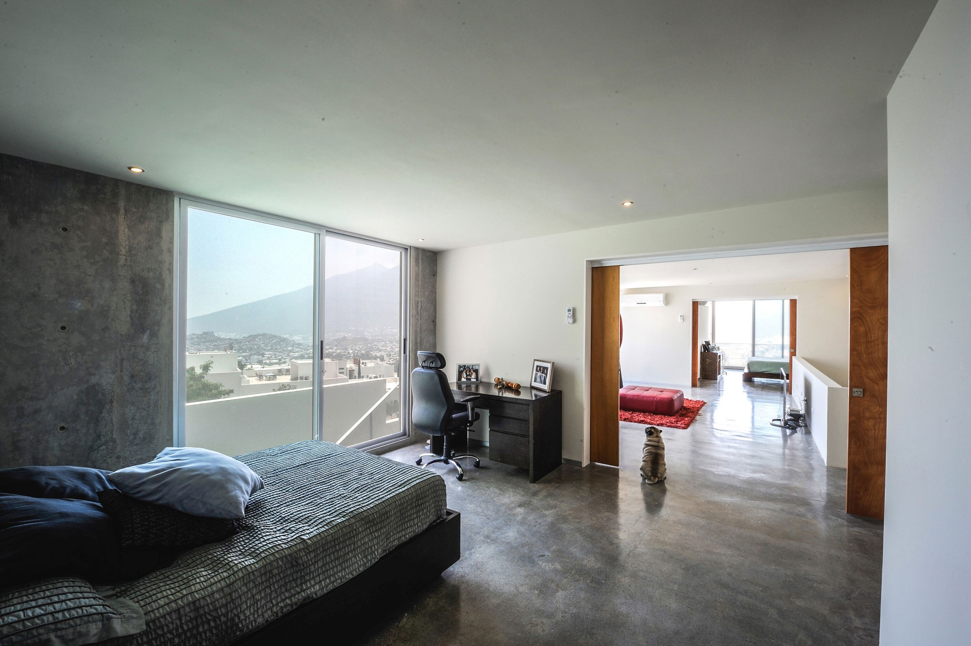 A Unique and Beautiful Home with Stunning Views Over the City in Monterrey, Mexico by P+0 Arquitectura (19)