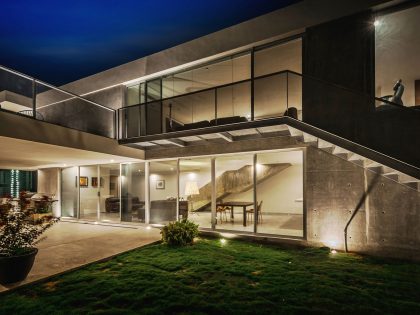 A Unique and Beautiful Home with Stunning Views Over the City in Monterrey, Mexico by P+0 Arquitectura (20)