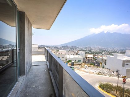 A Unique and Beautiful Home with Stunning Views Over the City in Monterrey, Mexico by P+0 Arquitectura (9)