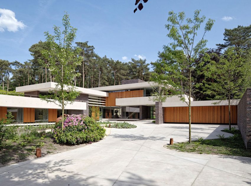A Unique and Stylish Modern Home in the Pine Forest in Utrecht, The Netherlands by HILBERINKBOSCH Architects (2)