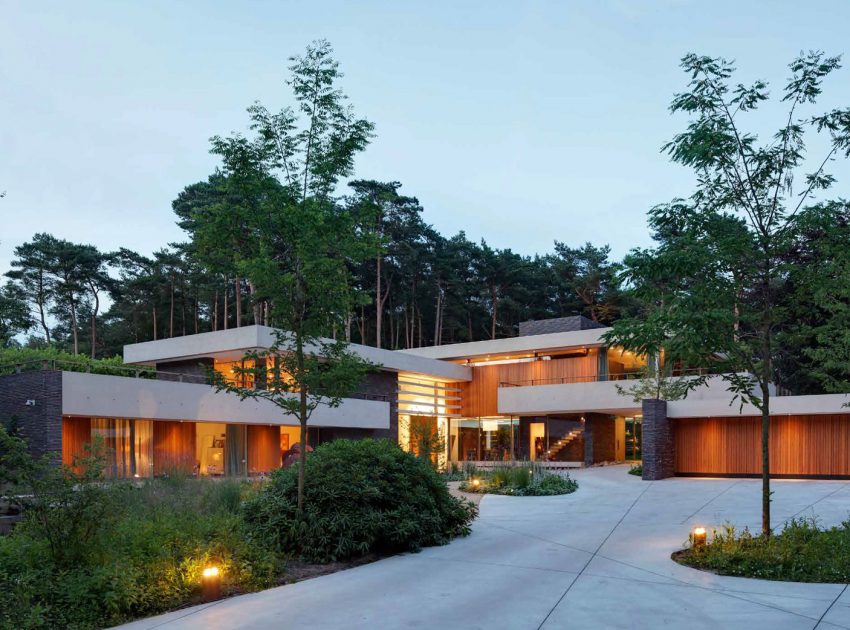 A Unique and Stylish Modern Home in the Pine Forest in Utrecht, The Netherlands by HILBERINKBOSCH Architects (20)