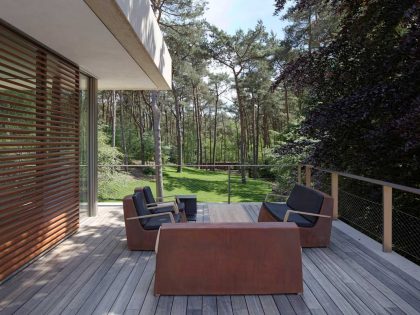 A Unique and Stylish Modern Home in the Pine Forest in Utrecht, The Netherlands by HILBERINKBOSCH Architects (6)