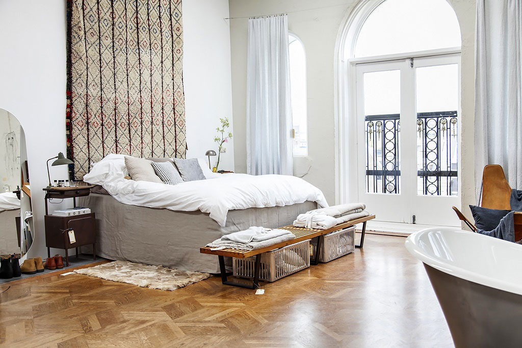 A Vibrant and Colorful Apartment with Large Windows and Lots of Natural Light in Amsterdam by The Playing Circle (11)