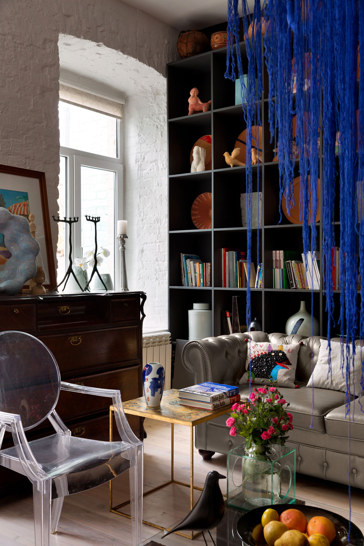 An Eclectic and Colorful Modern Apartment in Kiev, Ukraine by Sergey Makhno (3)