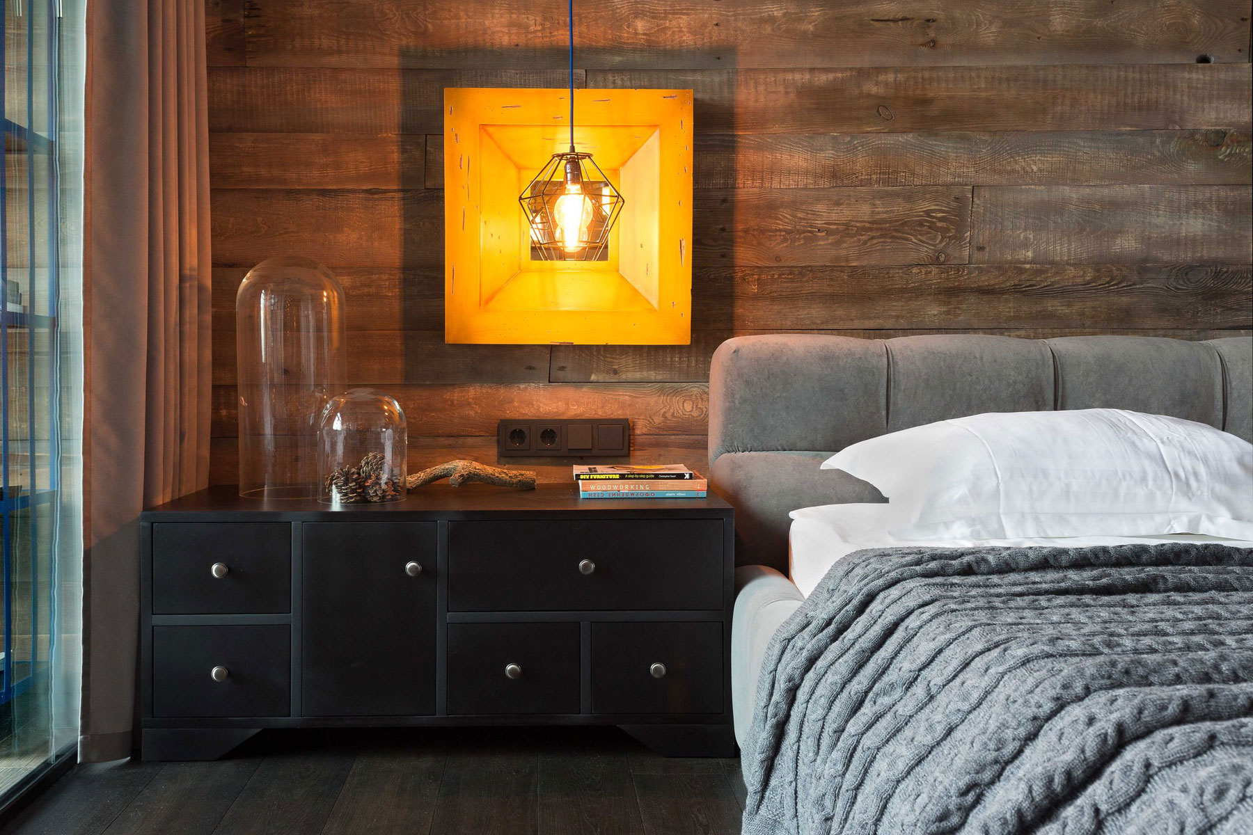An Eclectic and Stylish Home with Industrial Elements in Kiev by MARTINarchitects (11)