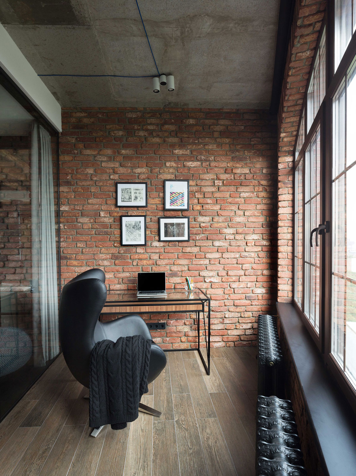 An Eclectic and Stylish Home with Industrial Elements in Kiev by MARTINarchitects (6)