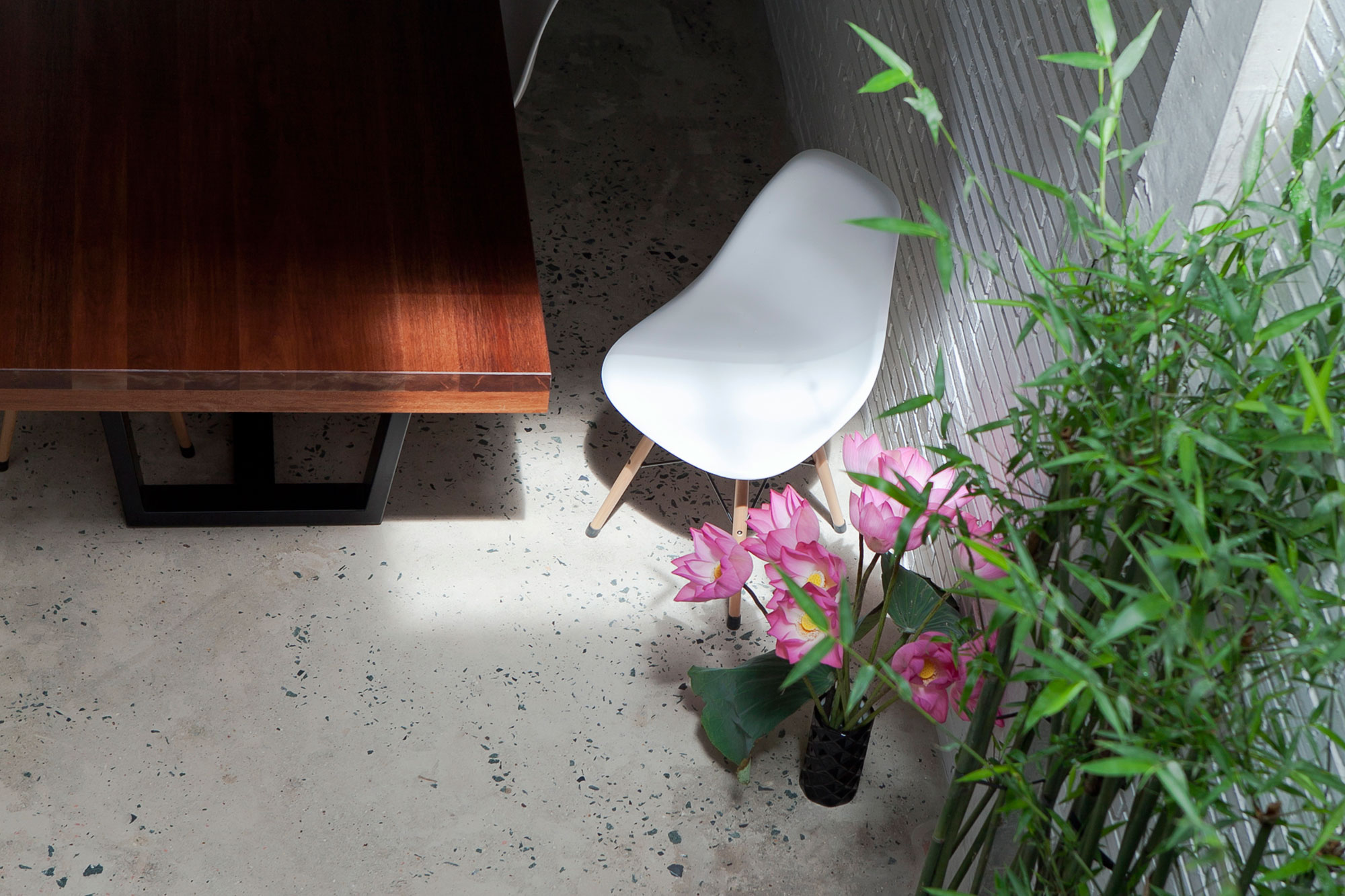 An Eco-Friendly and Comfortable Home with Contemporary Interiors in Ho Chi Minh City by I.House Architecture and Construction (7)