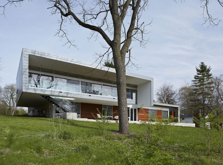 An Elegant Aluminium-Clad Home with Cantilevered Terrace in Wayne by Studio Dwell Architects (1)