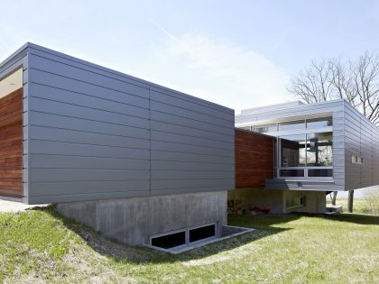 An Elegant Aluminium-Clad Home with Cantilevered Terrace in Wayne by Studio Dwell Architects (2)