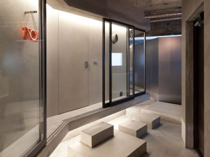 An Elegant Concrete Apartment for a Fashion Lover in Jiyugaoka, Japan by Airhouse Design Office (10)