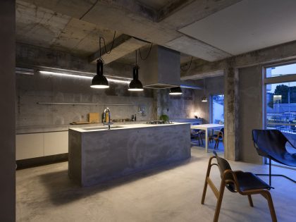 An Elegant Concrete Apartment for a Fashion Lover in Jiyugaoka, Japan by Airhouse Design Office (2)