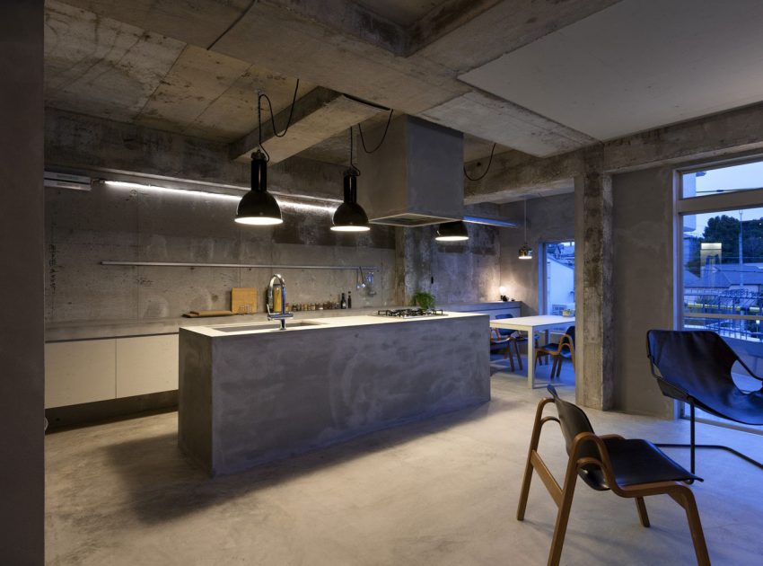 An Elegant Concrete Apartment for a Fashion Lover in Jiyugaoka, Japan by Airhouse Design Office (2)