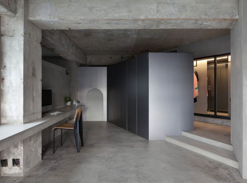 An Elegant Concrete Apartment for a Fashion Lover in Jiyugaoka, Japan by Airhouse Design Office (8)