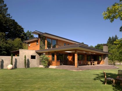 An Elegant Contemporary Home with Abundance of Natural Light for a Family of Five in Portland by Nathan Good Architects (1)