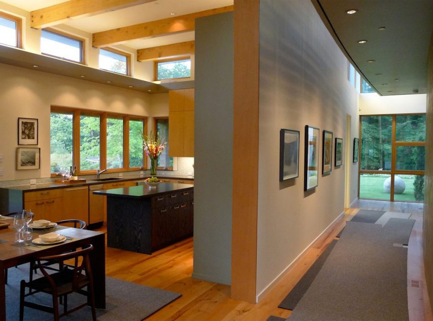 An Elegant Contemporary Home with Abundance of Natural Light for a Family of Five in Portland by Nathan Good Architects (7)