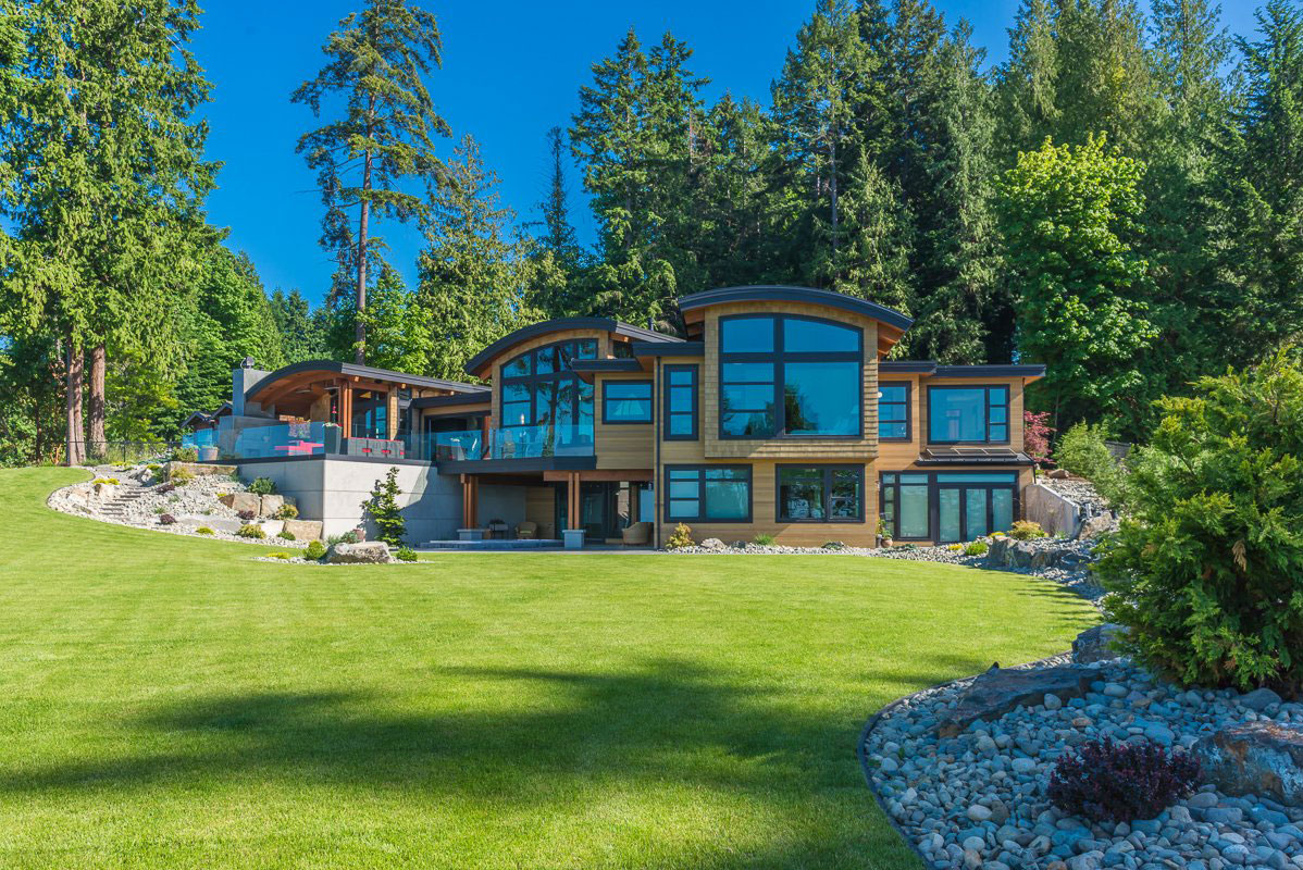 An Elegant Contemporary Home with Beautiful Terrace and Garden on Vancouver Island by Keith Baker Design (1)