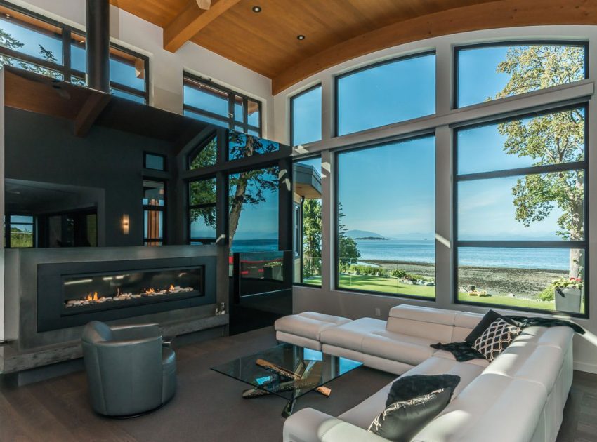 An Elegant Contemporary Home with Beautiful Terrace and Garden on Vancouver Island by Keith Baker Design (11)