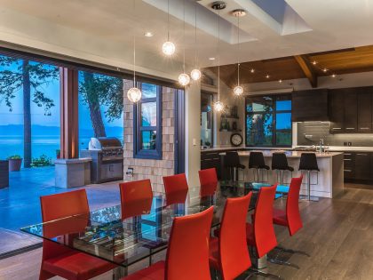 An Elegant Contemporary Home with Beautiful Terrace and Garden on Vancouver Island by Keith Baker Design (15)