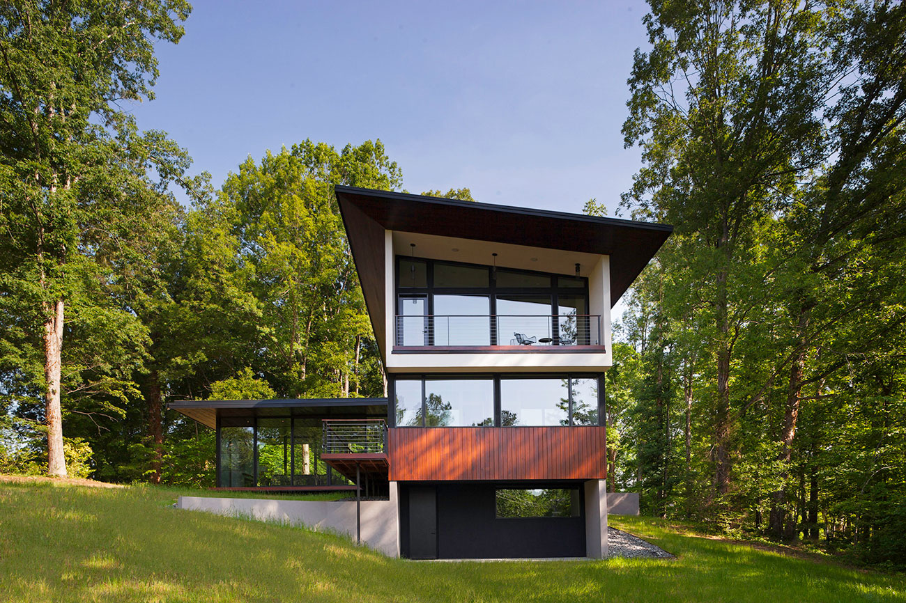 An Elegant Contemporary Home with Minimalist Interiors in Raleigh by In Situ Studio (2)