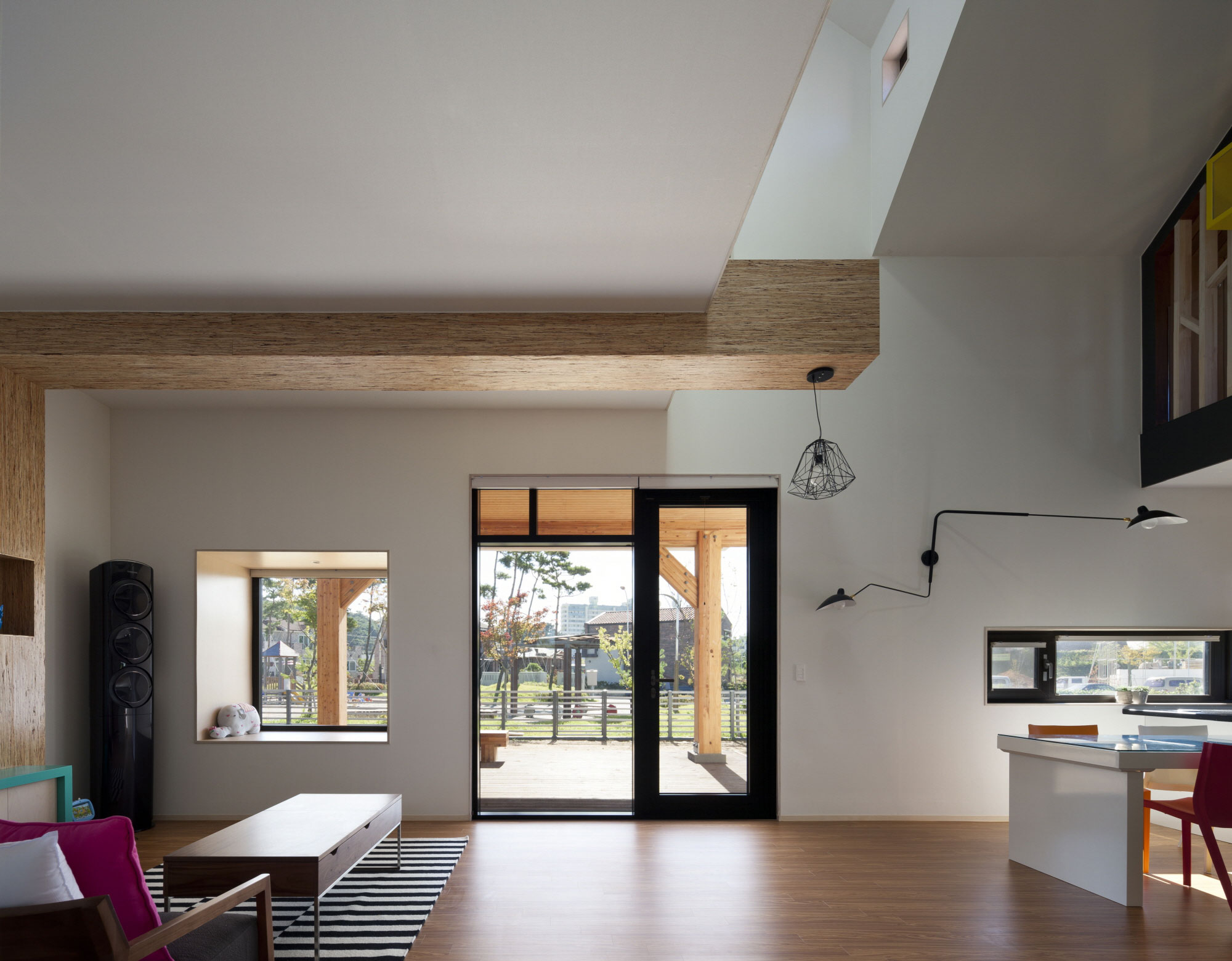 An Elegant Contemporary Home with Playful Interiors in Jeollabuk-do, South Korea by KDDH architects (10)