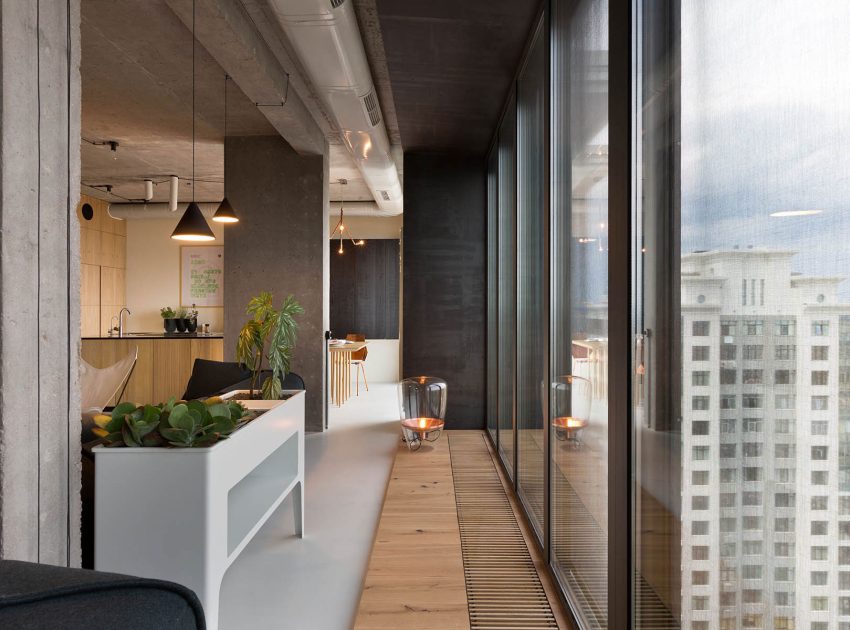 An Elegant Contemporary Penthouse with Exquisite Interiors in Kiev by Olga Akulova Design (10)