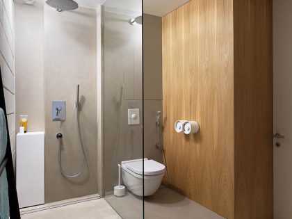 An Elegant Contemporary Penthouse with Exquisite Interiors in Kiev by Olga Akulova Design (32)