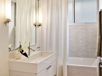 An Elegant Mid-Century Home with Luminous Interiors in Carmel by Studio Schicketanz (15)