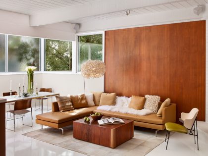 An Elegant Mid-Century Home with Luminous Interiors in Carmel by Studio Schicketanz (8)