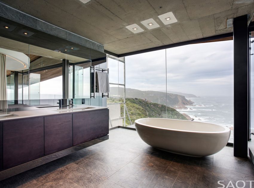 An Elegant Modern Cliff House with Breathtaking Sea Views in Knysna, South Africa by SAOTA and Antoni Associates (12)