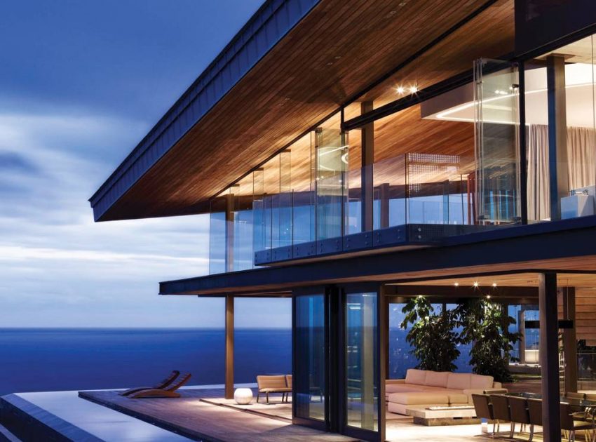 An Elegant Modern Cliff House with Breathtaking Sea Views in Knysna, South Africa by SAOTA and Antoni Associates (13)