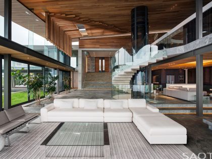 An Elegant Modern Cliff House with Breathtaking Sea Views in Knysna, South Africa by SAOTA and Antoni Associates (8)