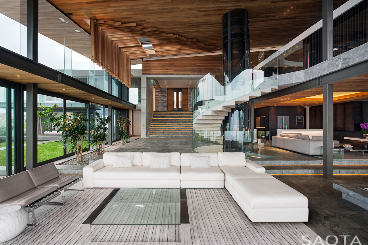 An Elegant Modern Cliff House with Breathtaking Sea Views in Knysna, South Africa by SAOTA and Antoni Associates (8)