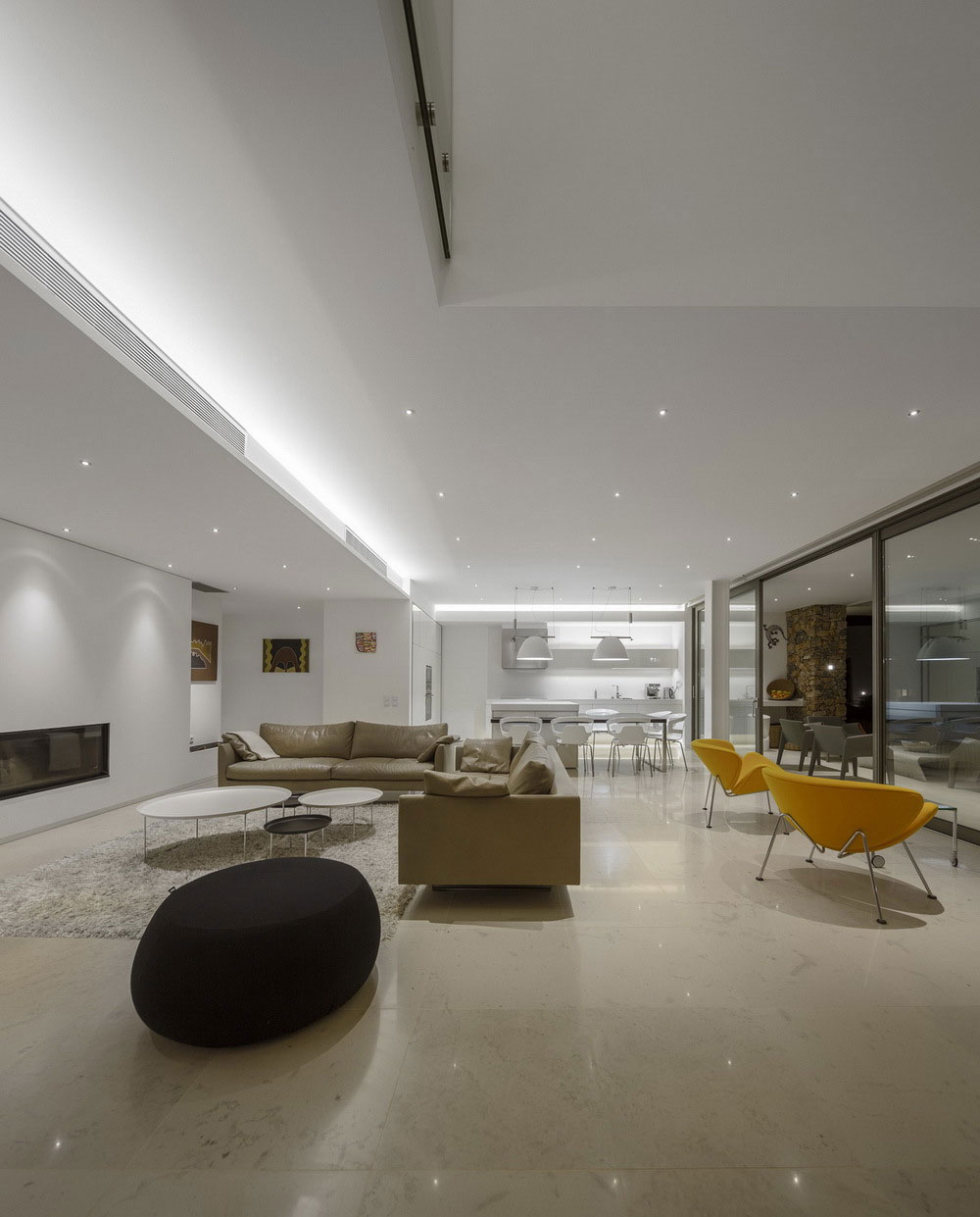 An Elegant Modern Countryside Home with Warm and Natural Atmosphere in Lagos, Portugal by Mario Martins Atelier (13)