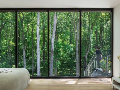 An Elegant Modern Family House Composed of Three Volumetric Elements in McLean by Höweler + Yoon Architecture (11)