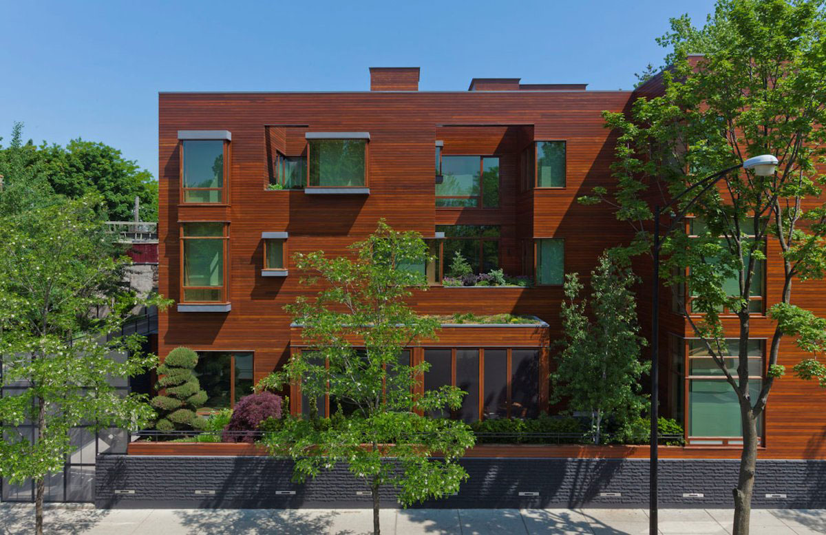 An Elegant Modern Home Integrated within a Scenic Landscape in Chicago by Dirk Denison Architects (2)