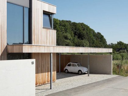 An Elegant Modern House with Open Spaces and Wall Openings in Hagen, Germany by Zamel Krug Architekten (2)